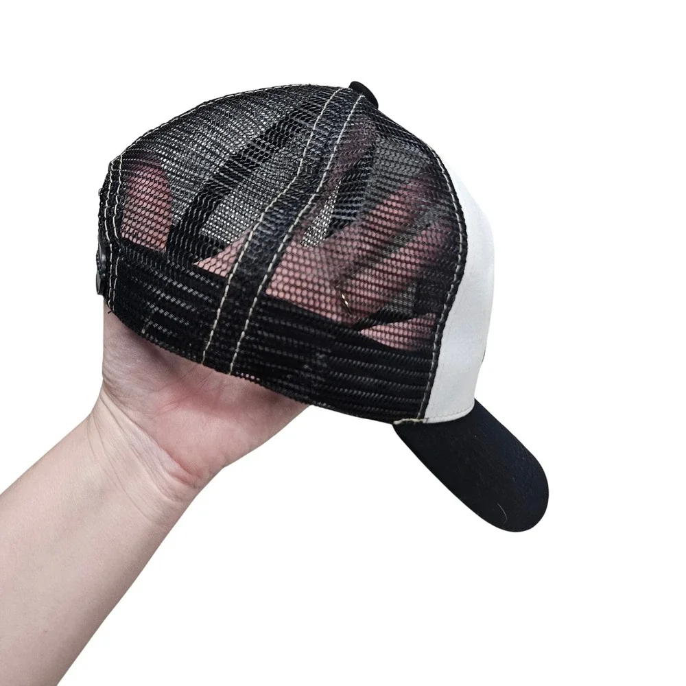 Goorin Bros Trucker Hat Unisex OSFM Black White Lion King Patch Mesh Snapback